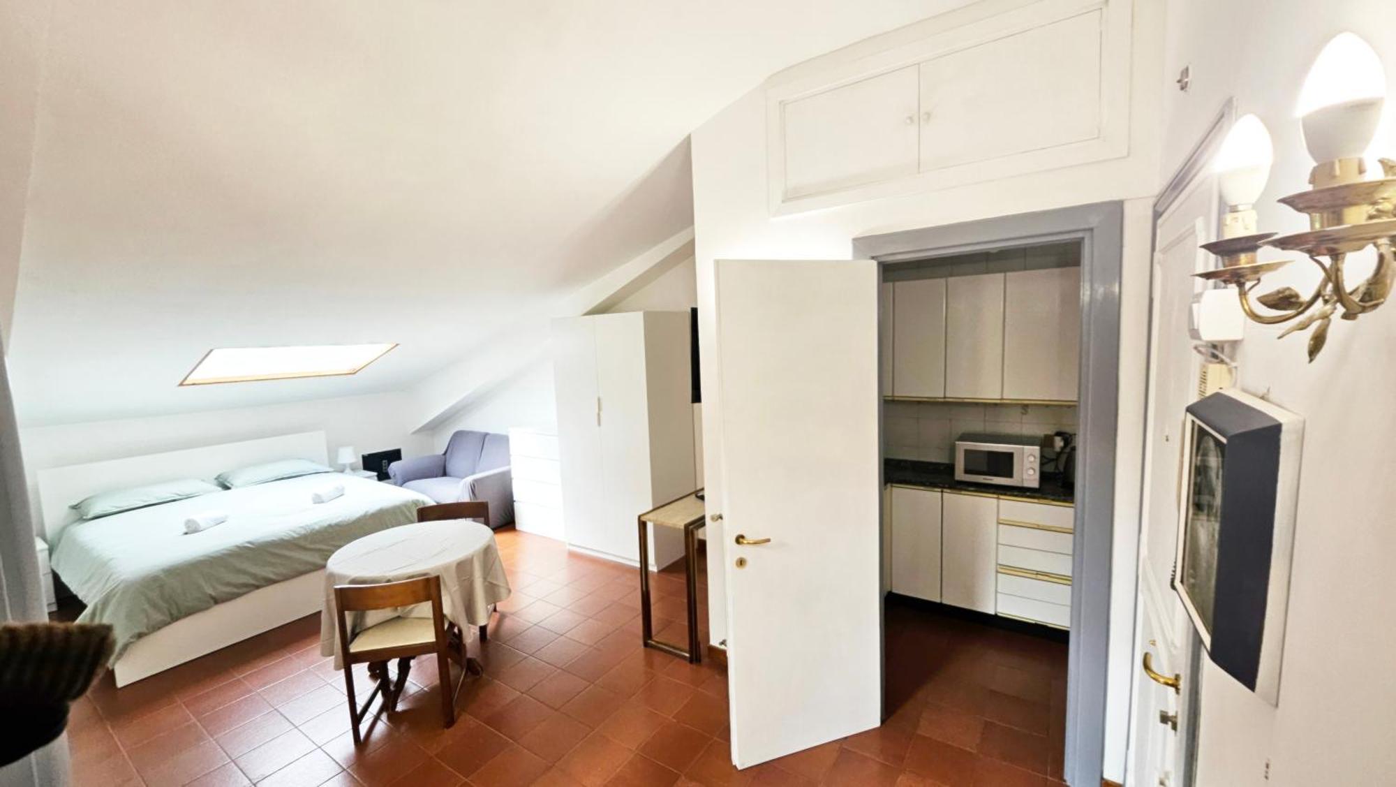 Cozy Penthouse With Terrace In Pet Friendly Apartment *
